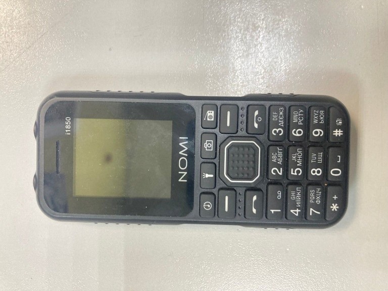 Купити Nomi i1850 Black Б/У
