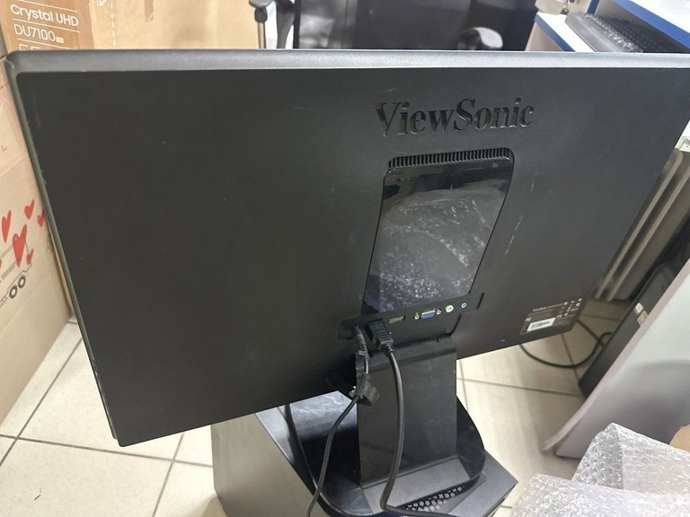 Дешиво Viewsonic vx2453mh-led с ломбарда