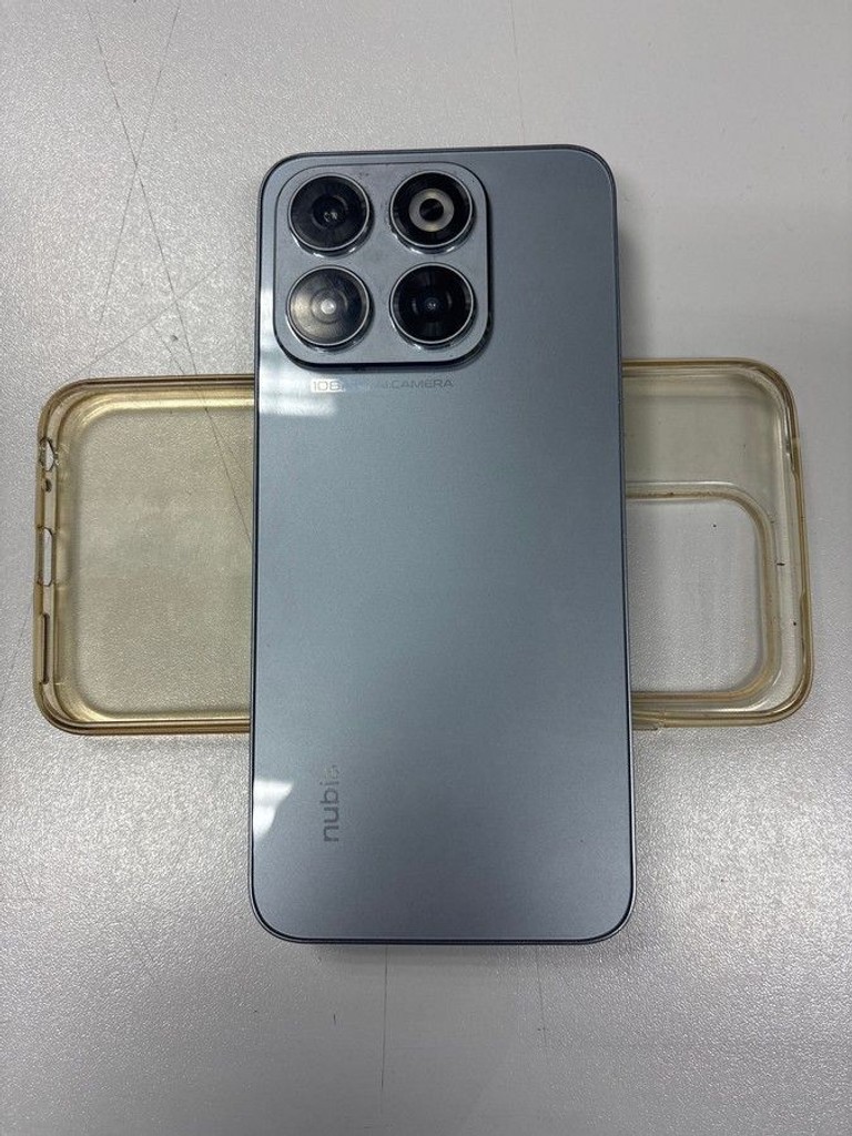 Оголошення Zte Nubia V70 8/256GB Gray Б/У