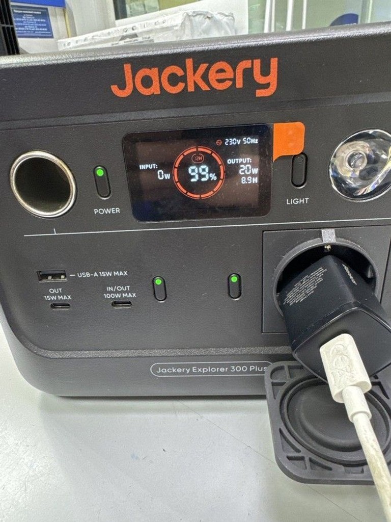 Jackery explorer 300 plus Код:01-200953435. Изображение 5