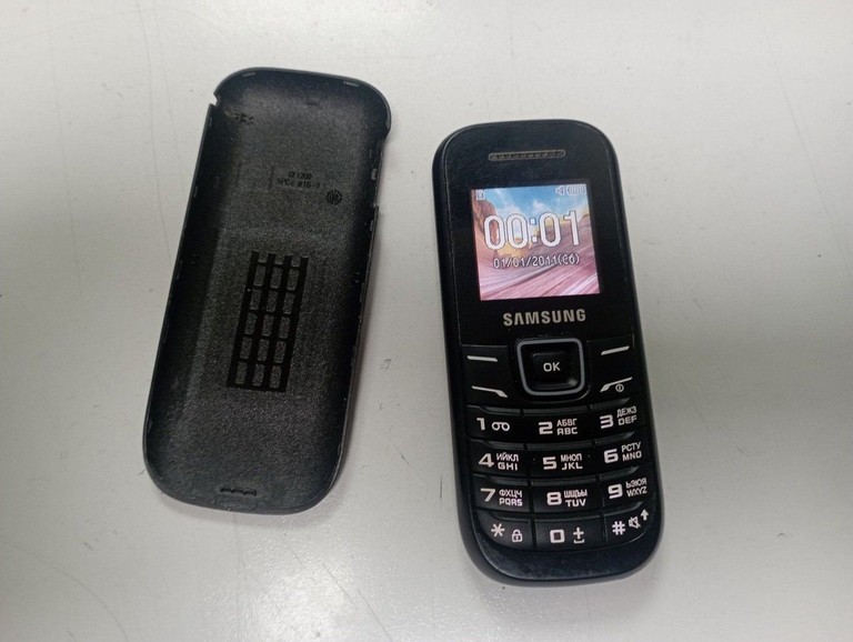 Купити Samsung e1200 Б/У