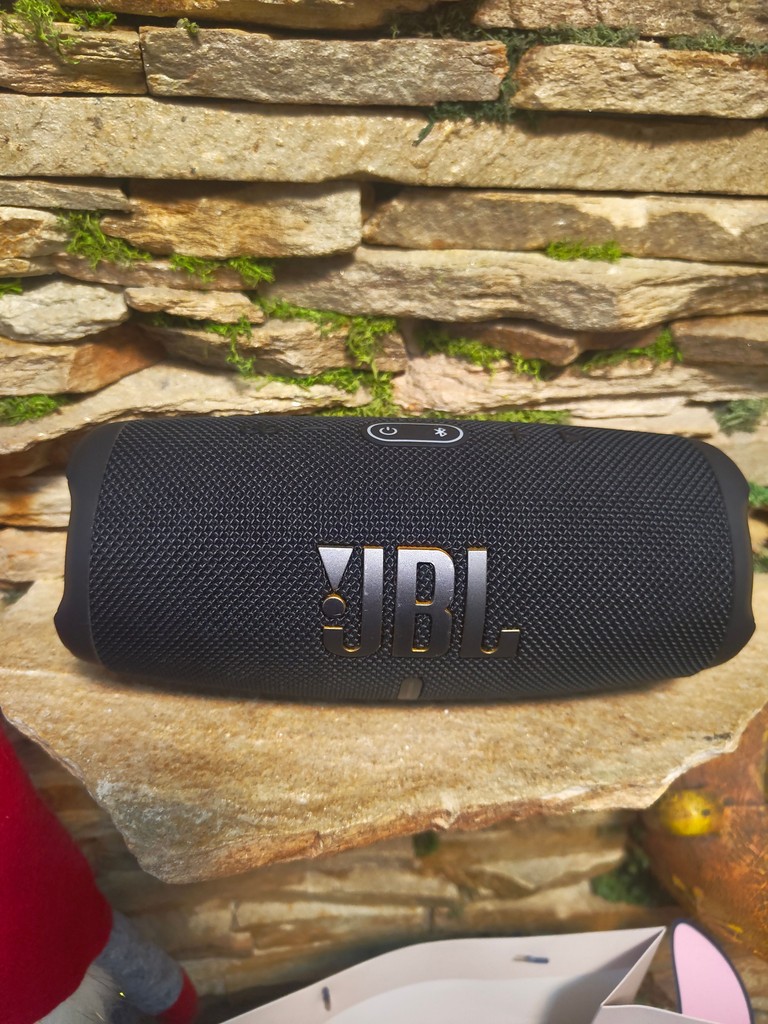 Купити JBL Charge 5 Tomorrow Б/У
