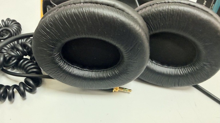 Оголошення Sony MDR-7506 Б/У