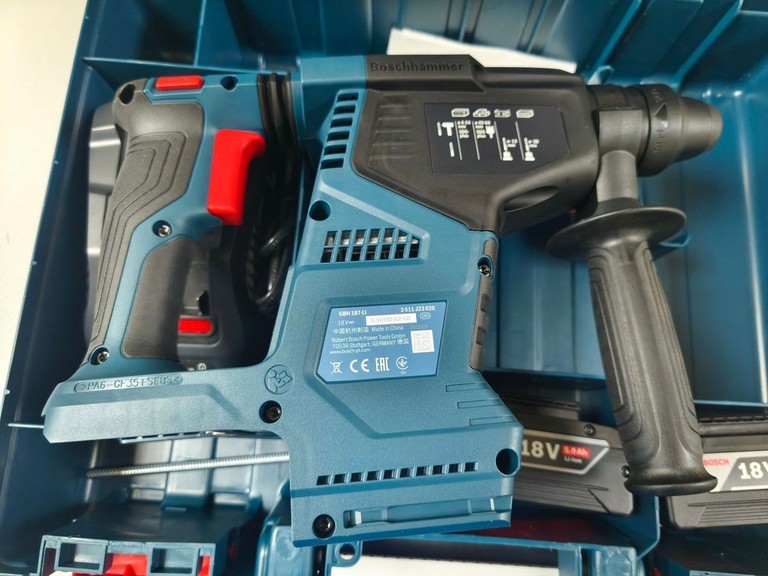 Дешево Bosch GBH 187-Li One Chuck (0611923121) з ломбарду