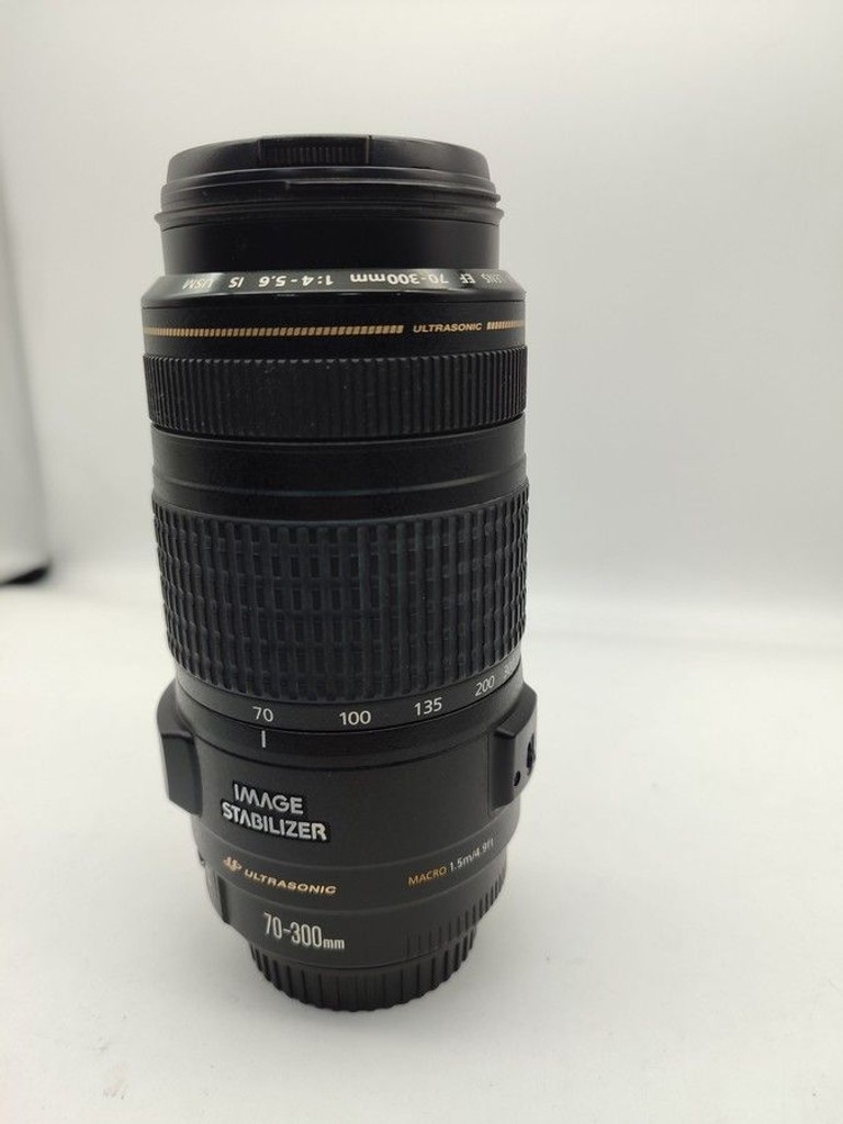 Дешево Canon ef 70-300mm f/4-5.6 is usm з ломбарду