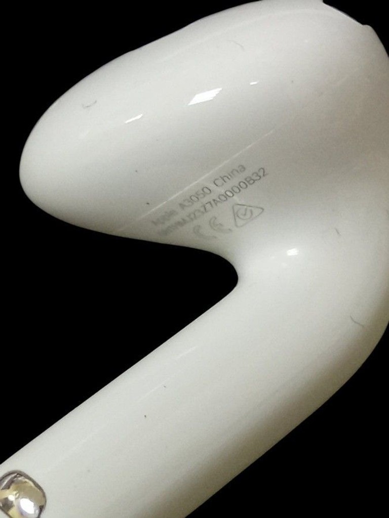 Розпродаж Apple airpods 4, продавець Техноскарб