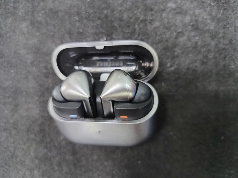 Купить Samsung galaxy buds3 pro Б/У