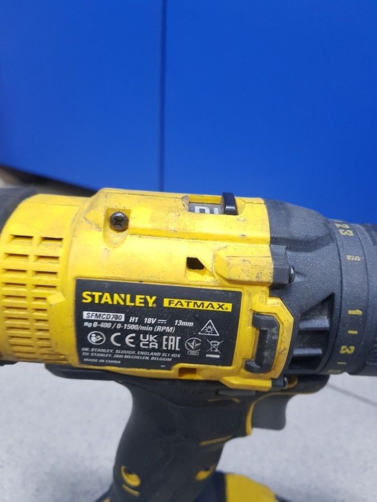 Распродажа Stanley SFMCD700C2K, продавец Техноскарб