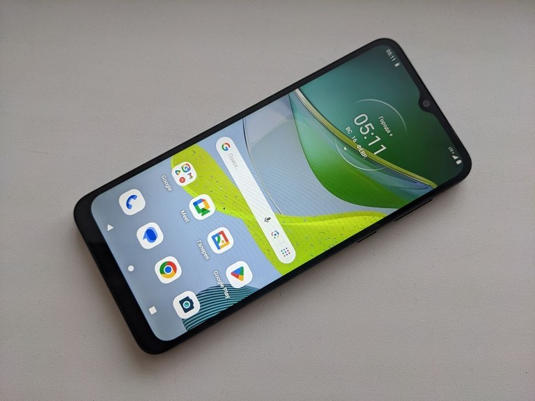 Motorola Moto E13 2/64GB Cosmic Black (PAXT0034) Код:null. Зображення 10
