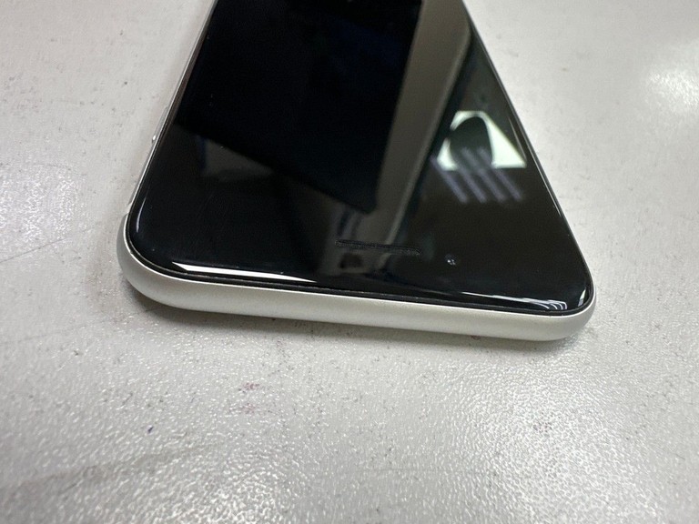 Apple iphone se 2022 64gb Код:01-200983608. Изображение 6