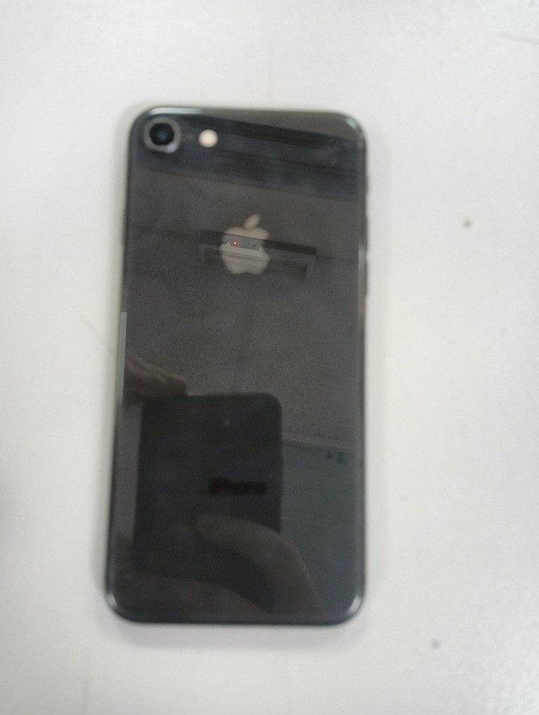 Купити Apple iphone 8 64gb Б/У