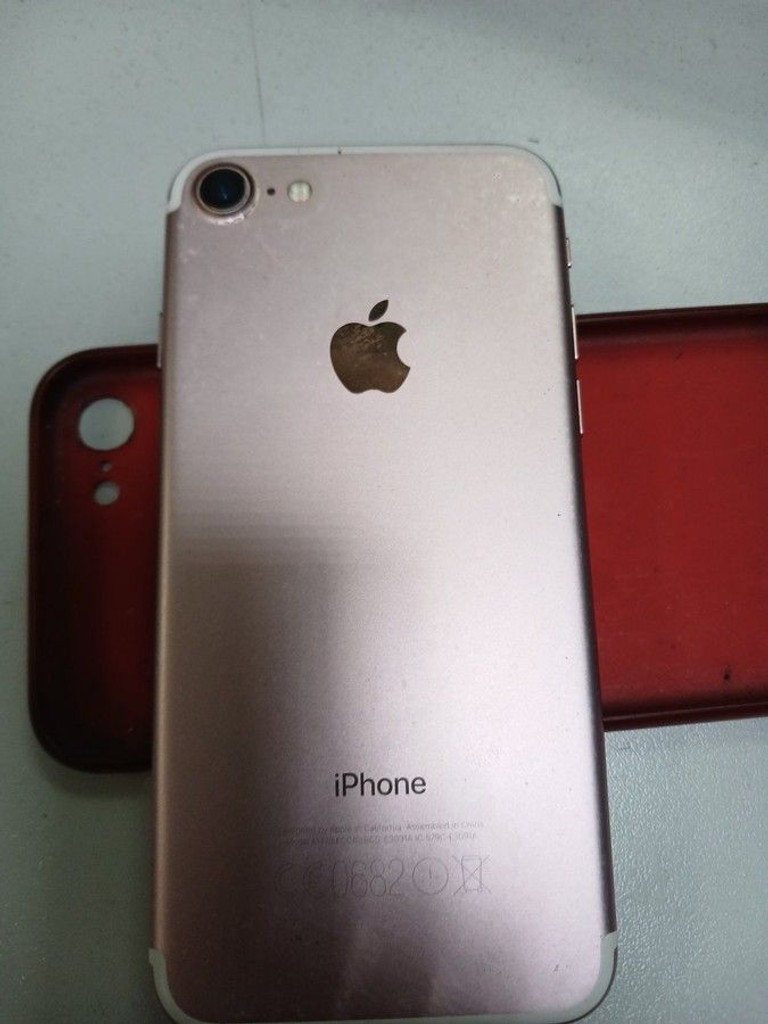 Дешево Apple iphone 7 32gb з ломбарду