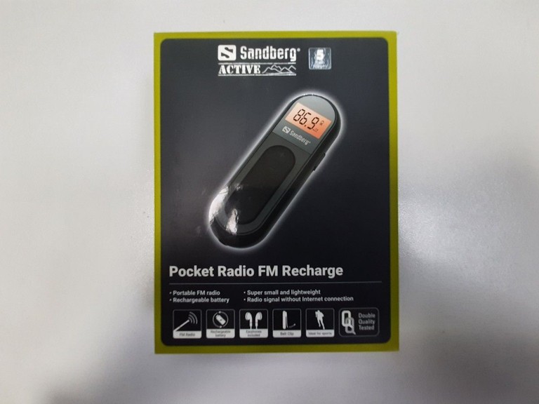 Дешиво Sandberg Pocket Radio 421-01 с ломбарда