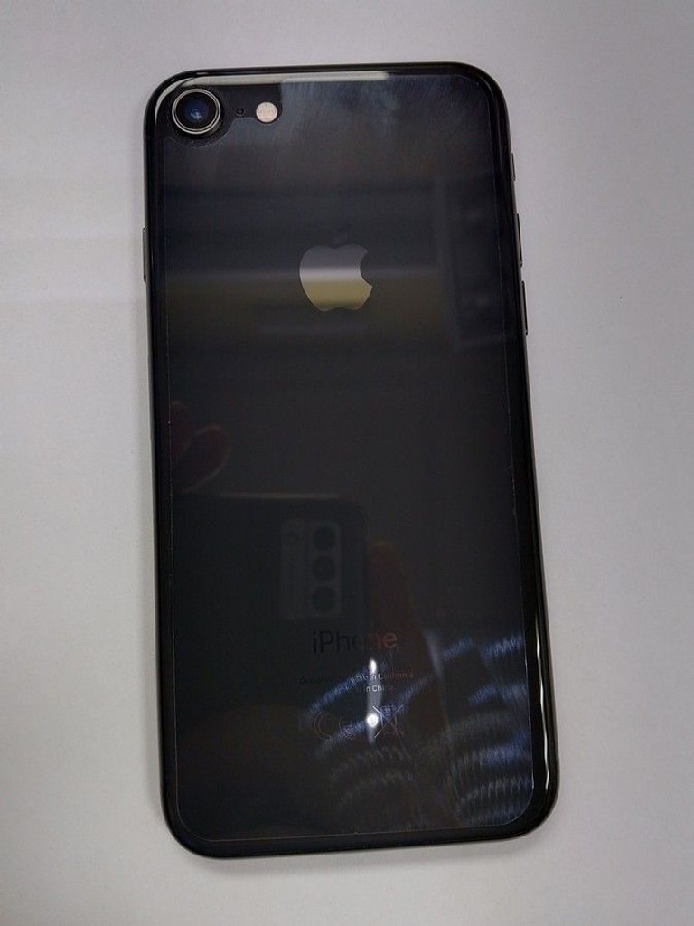 Дешево Apple iphone 8 64gb з ломбарду