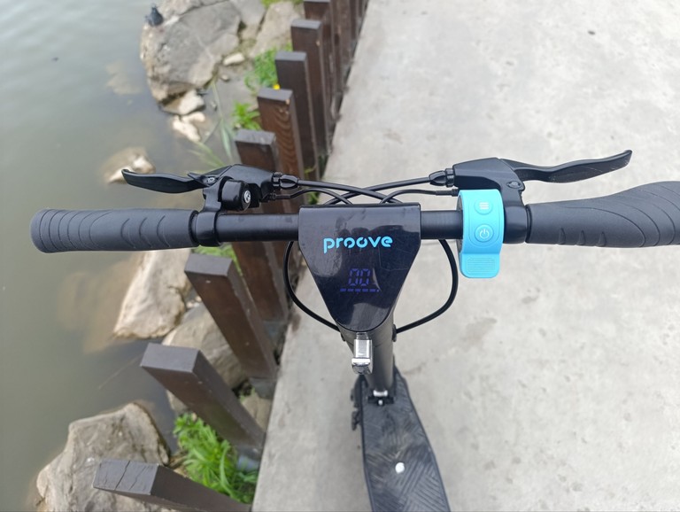 Оголошення Proove X-City Max Black/Blue Б/У