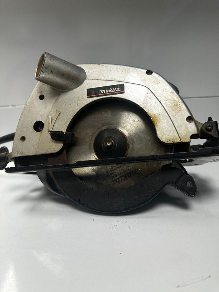 Розпродаж Makita 5604R, продавець Техноскарб