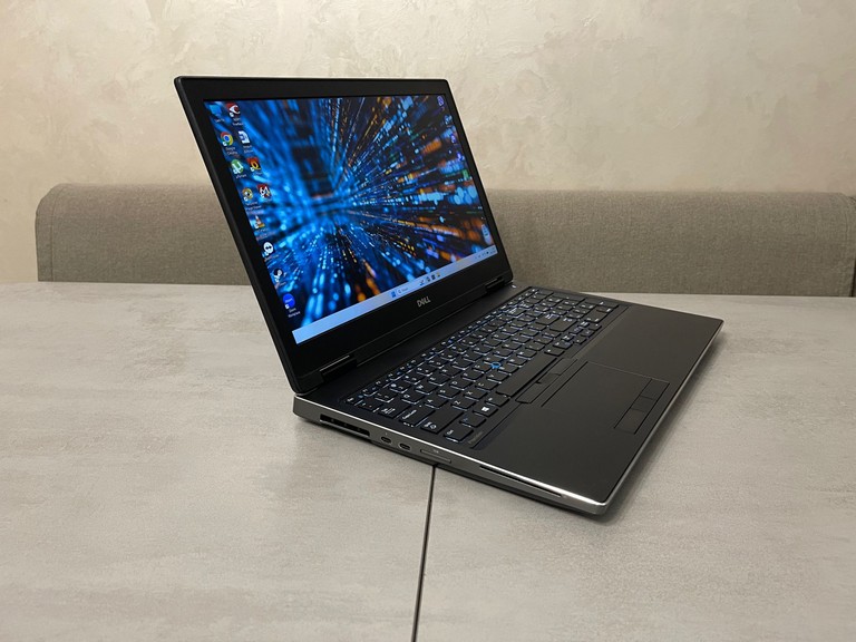 Дешиво Dell Precision 7530, 15.6" с ломбарда