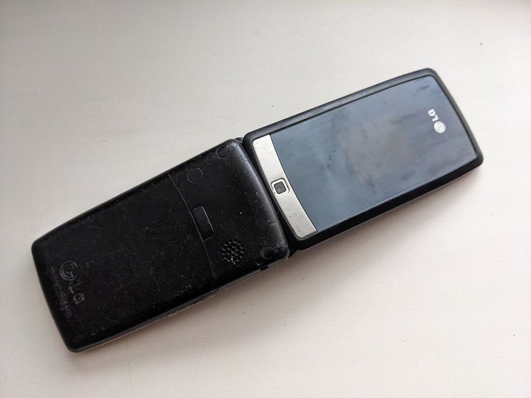 Оголошення Lg KF300 Б/У