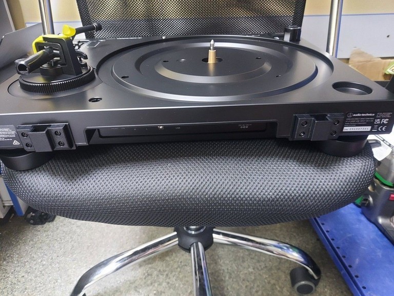 Дешево Audio-technica AT-LP120XBT-USB з ломбарду