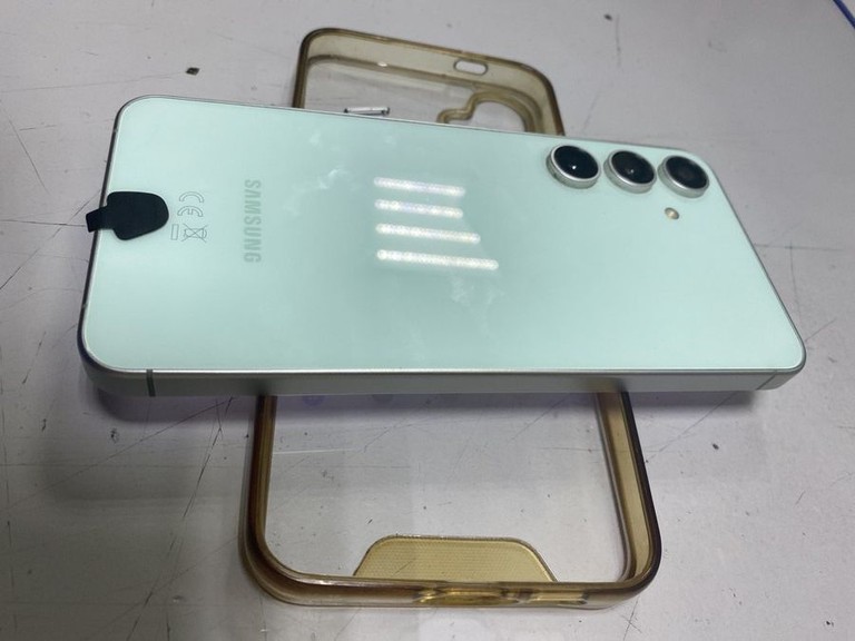 Розпродаж Samsung galaxy s24 fe 8/256gb, продавець Техноскарб