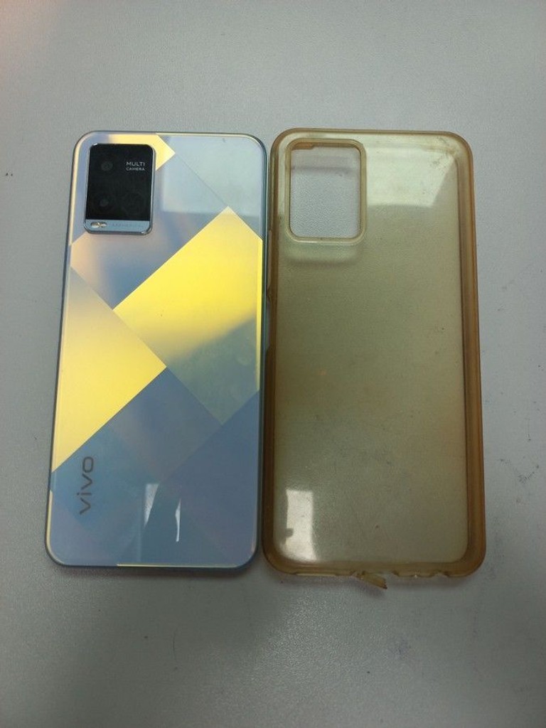Дешиво Vivo y21 4/64gb с ломбарда