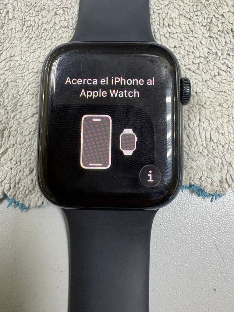 Купить Apple watch se 2 gps 44mm aluminium case Б/У