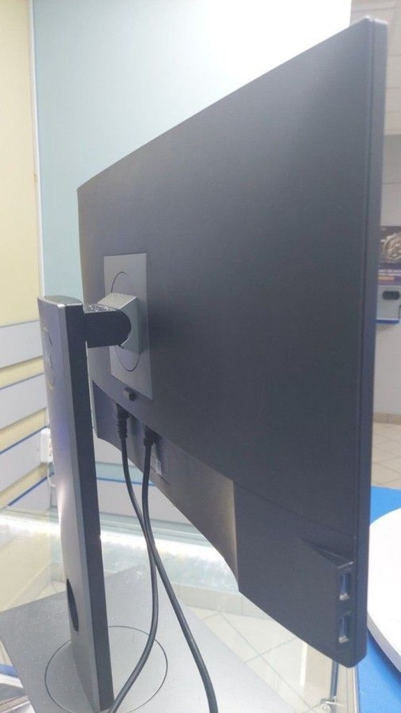Дешево Dell p2419h з ломбарду
