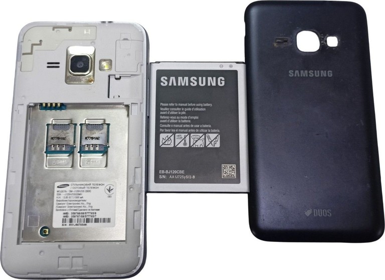 Дешиво Samsung galaxy j1 j120h с ломбарда