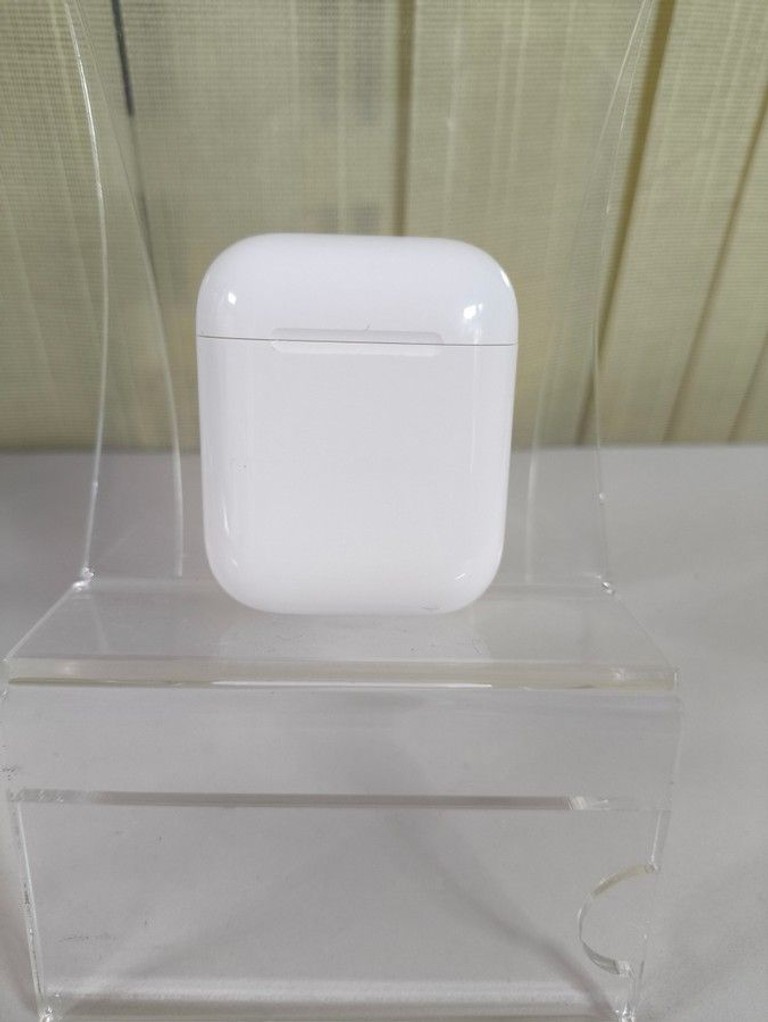 Купить Apple airpods 2nd generation a1602, a2031, a2032 Б/У