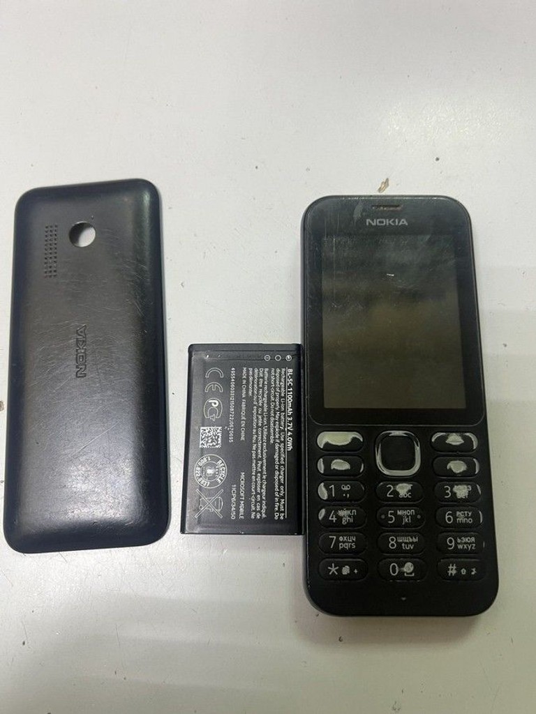Купить Nokia 215 rm-1110 Б/У