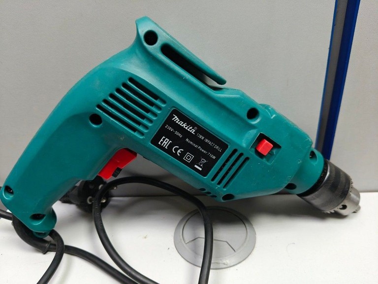 Оголошення Makita Копія 13mm impact drill 710w Б/У