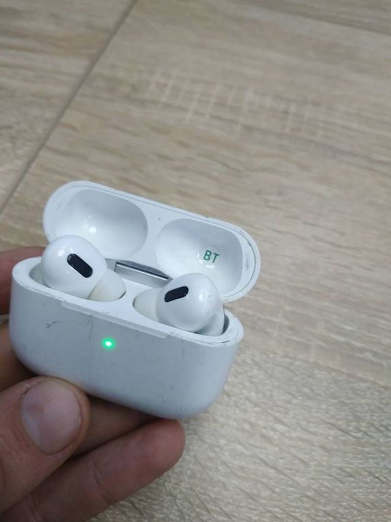 Оголошення Apple airpods pro копия Б/У