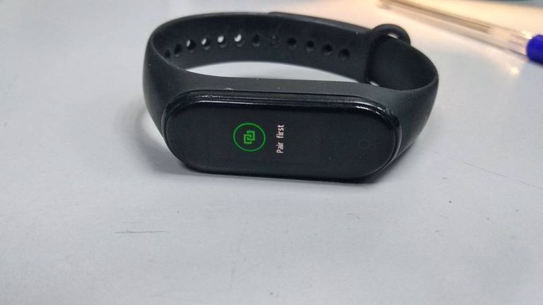 Купити Xiaomi Mi Smart Band 4 Black Б/У