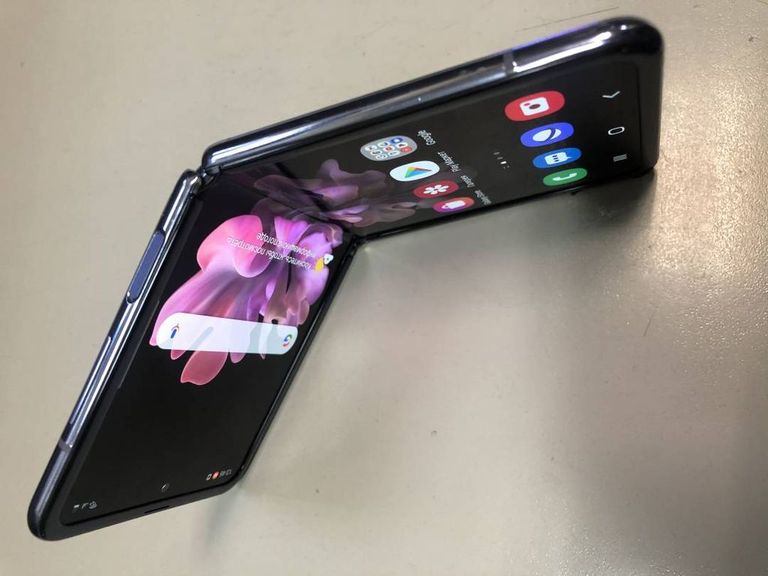 Samsung galaxy z flip sm-f700f/ds Код:01-18486763. Изображение 6
