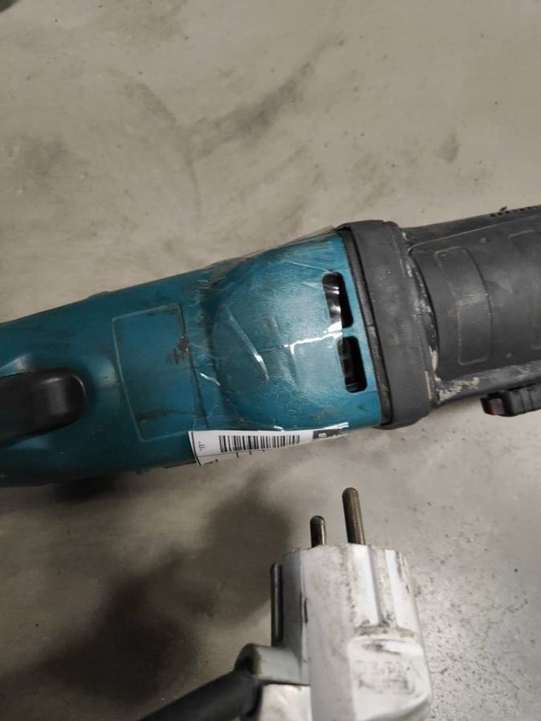 Makita HR2470