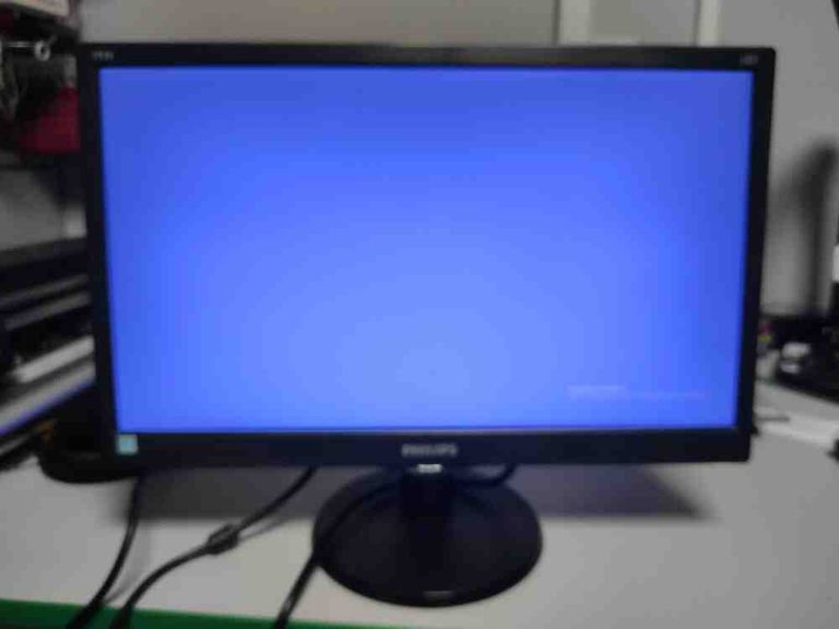 Купити Philips 193v5lsb2 Б/У