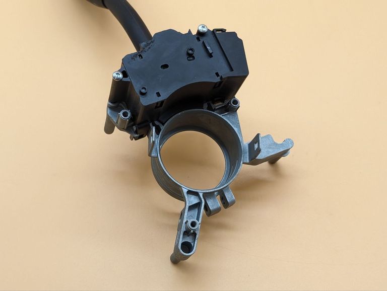 Дешиво Ручка КПП. Mercedes W210 E-Class 1995-2003 ручка КПП 5 ступенів для механічної коробки. Нова. с ломбарда