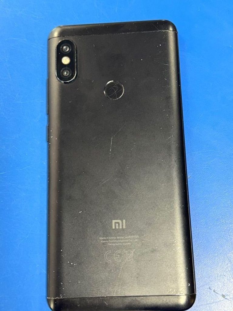 Розпродаж Xiaomi Redmi Note 5 4/64GB Black, продавець Техноскарб