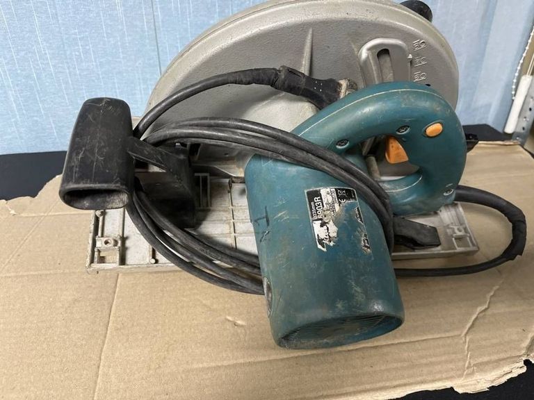 Распродажа Makita 5903R, продавец Техноскарб
