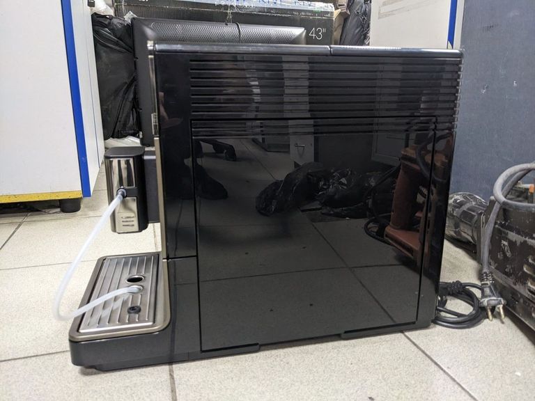 Дешево Miele CM 5500 Розовое золото з ломбарду