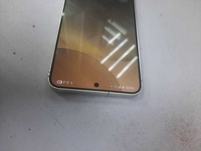 Samsung galaxy s24 fe 8/128gb Код:01-200558291. Зображення 5