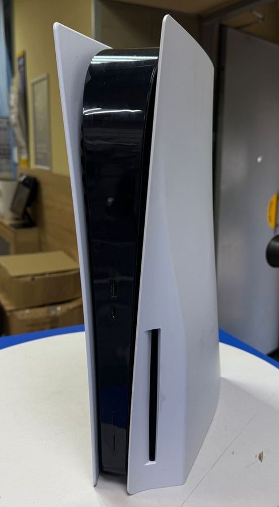 Купити Sony PlayStation 5 825GB Б/У