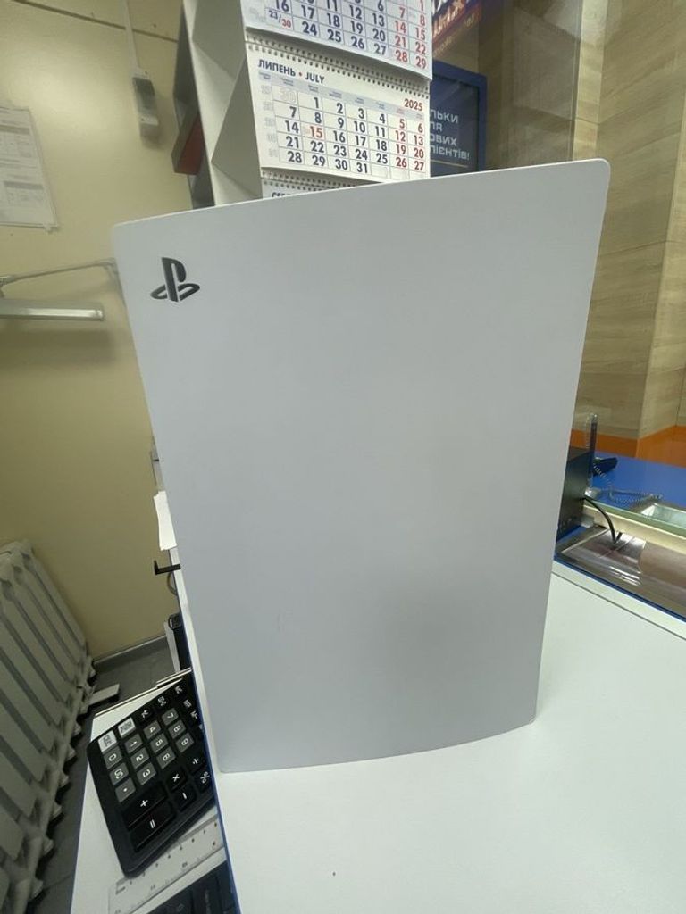 Sony PlayStation 5 825GB Код:01-200586388. Зображення 6