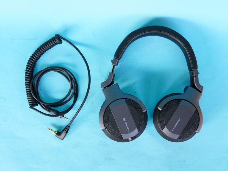 Объявление Акція! Накладні навушники Pioneer HDJ-CUE1. Нові. Б/У