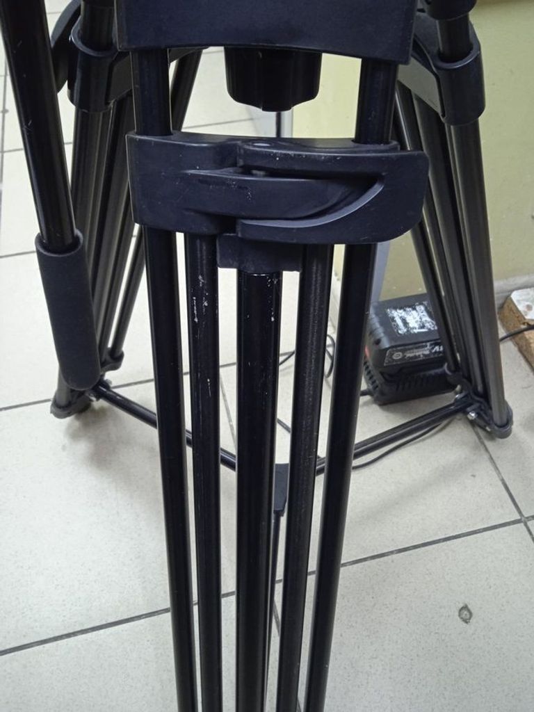 Купить Miliboo MTT602A Б/У