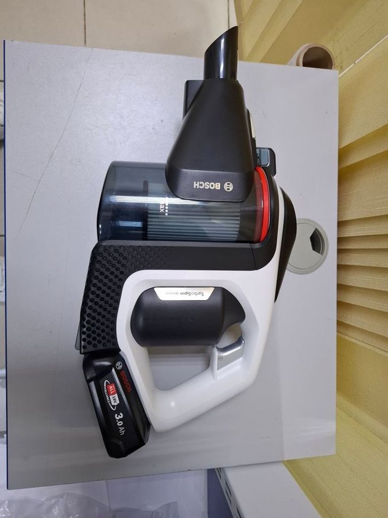 Купити Bosch home and garden unlimited gen 2 serie 8 bks8214w 1акб Б/У