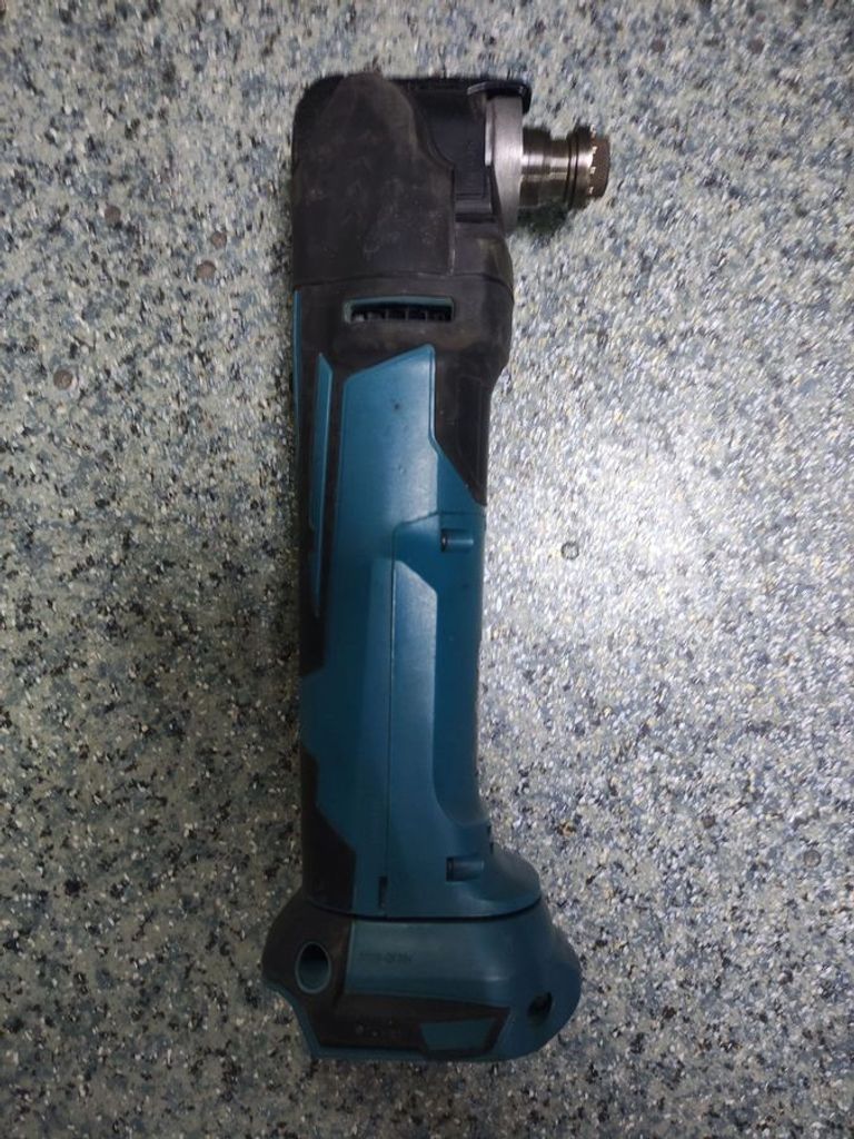 Makita dtm51+dss610+djr186+ зарядний пристрій dc18rd+ 3акб 4a Код:01-200762217. Зображення 6