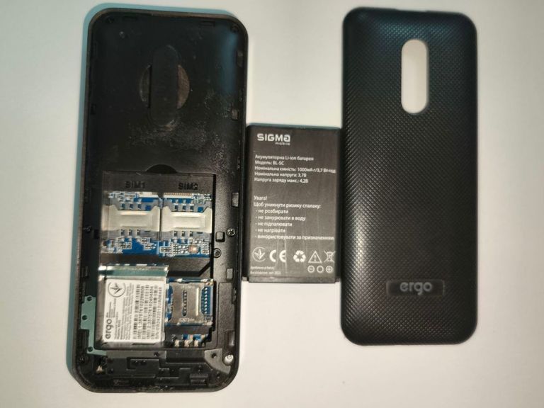 Ergo B242 Dual Sim Black Код:01-200772514. Зображення 7