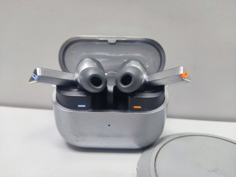 Оголошення Samsung galaxy buds3 pro Б/У