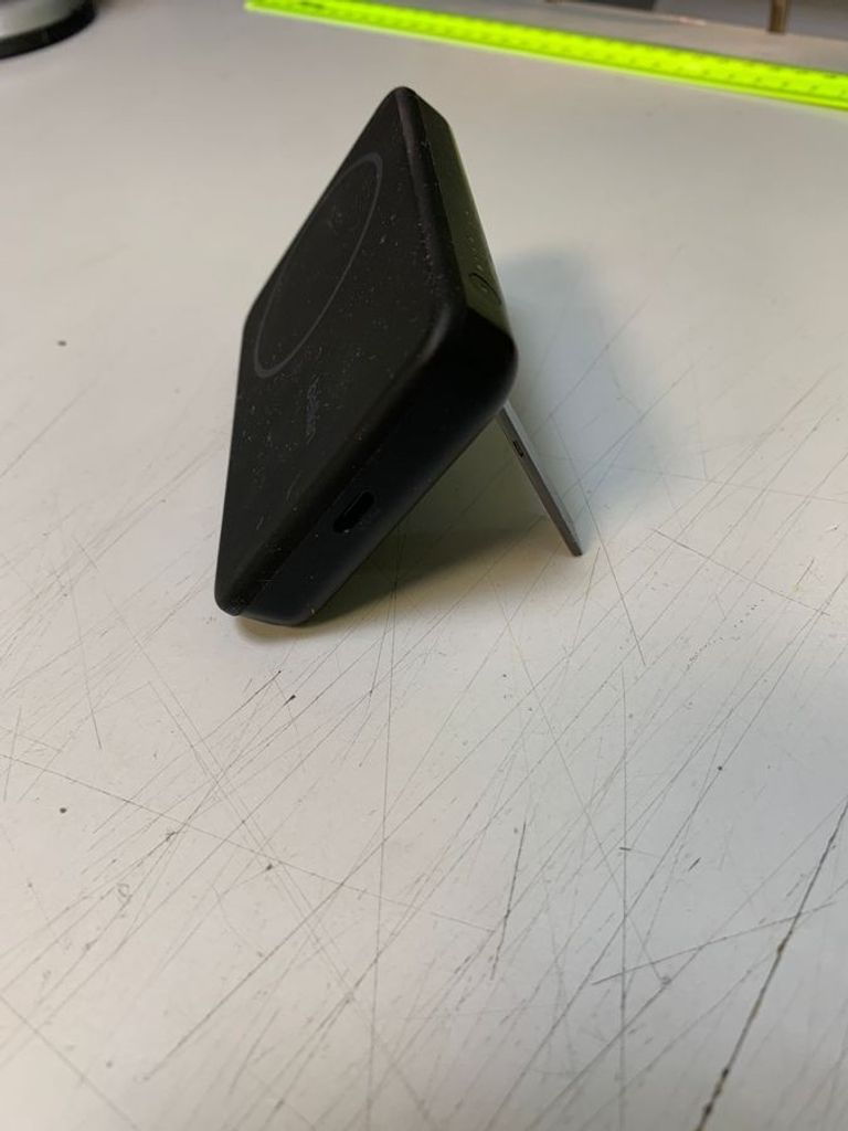 Belkin power bank 5k + stand Код:01-200770379. Зображення 7